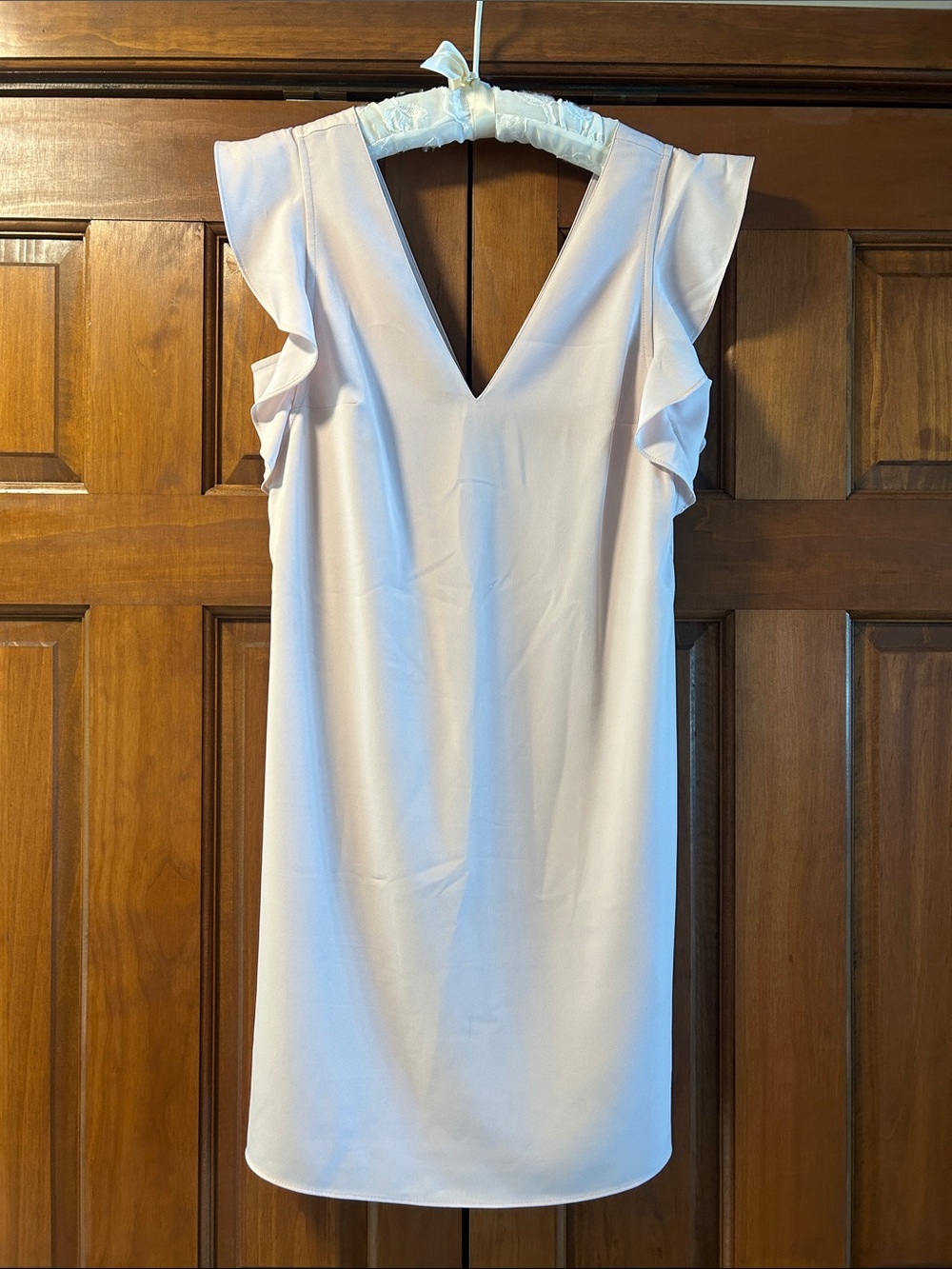 Express Elegant Double V-Neck Ruffle Sleeve Dress in Light Pink, XS